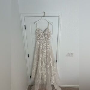 Lillian West Wedding dress *BRAND NEW*